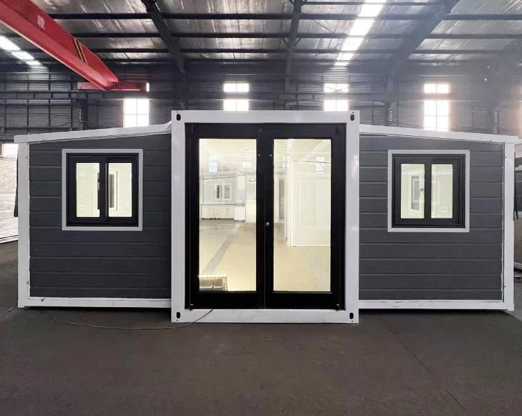 Expanding cabin front view